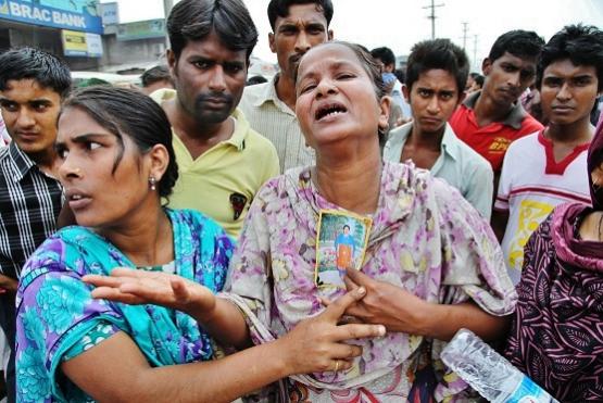 A mother who is still looking for her missing daughter after the Savar tragedy. Credit: creative commons
